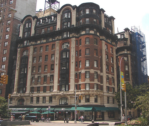 2171-2179 Broadway aka 250-260 West 77th Street – Hotel Belleclaire