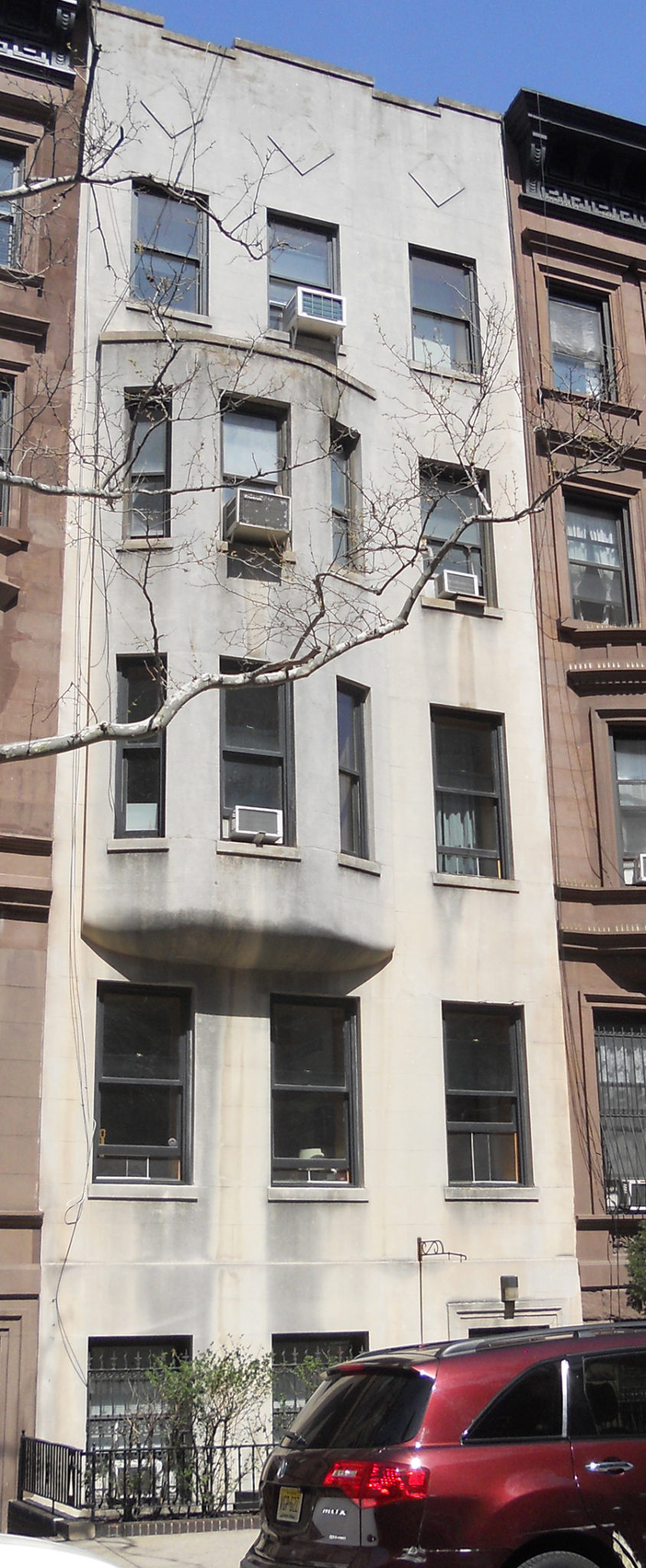 25 West 70th Street