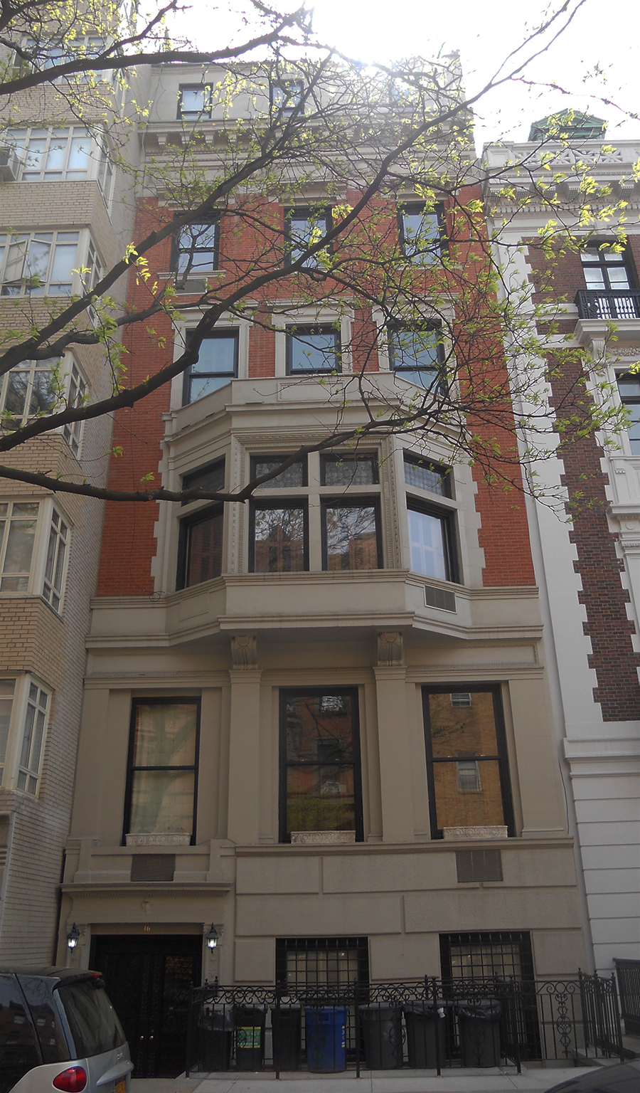 16 West 74th Street