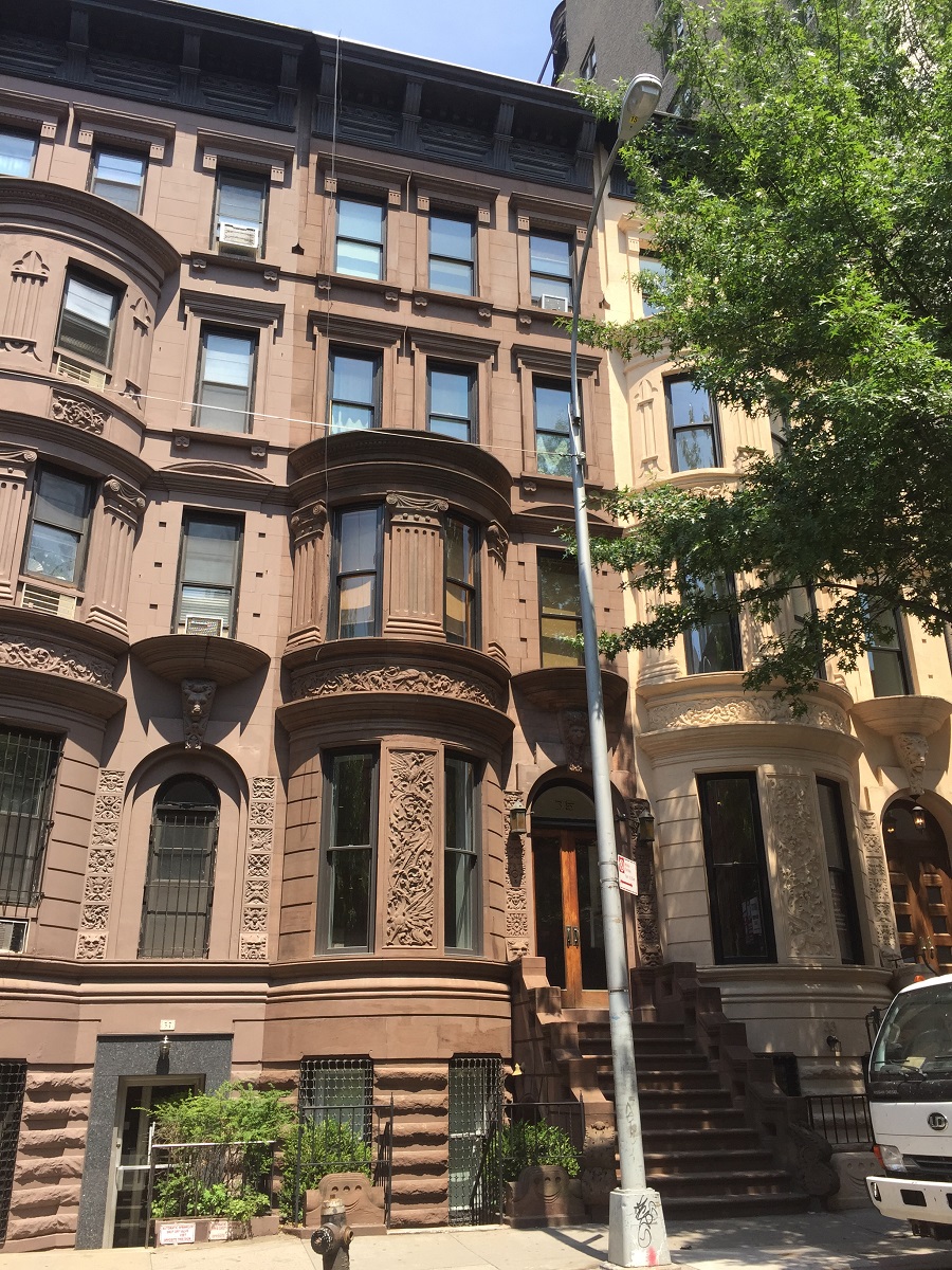 35 West 71st Street