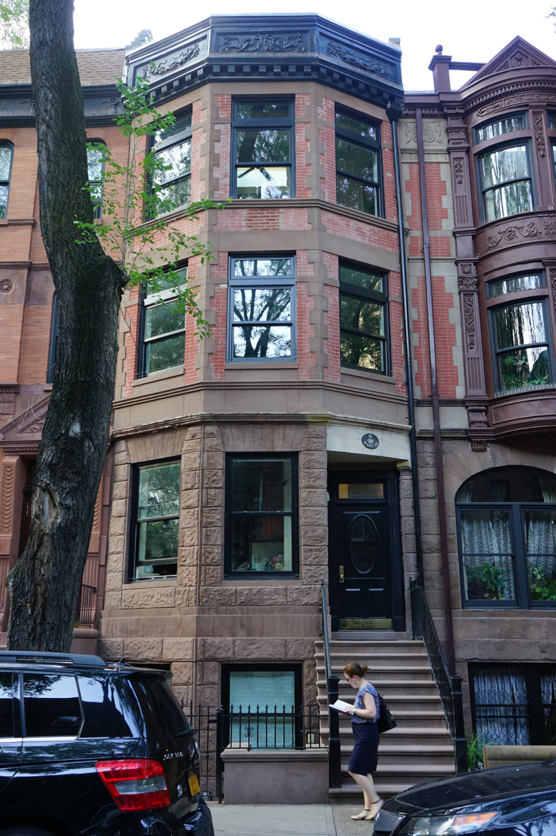 31 West 95th Street