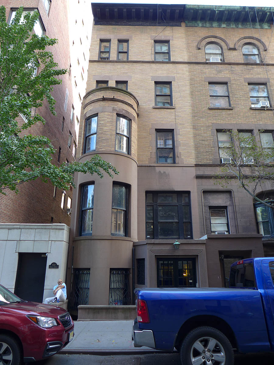 325 West 82nd Street