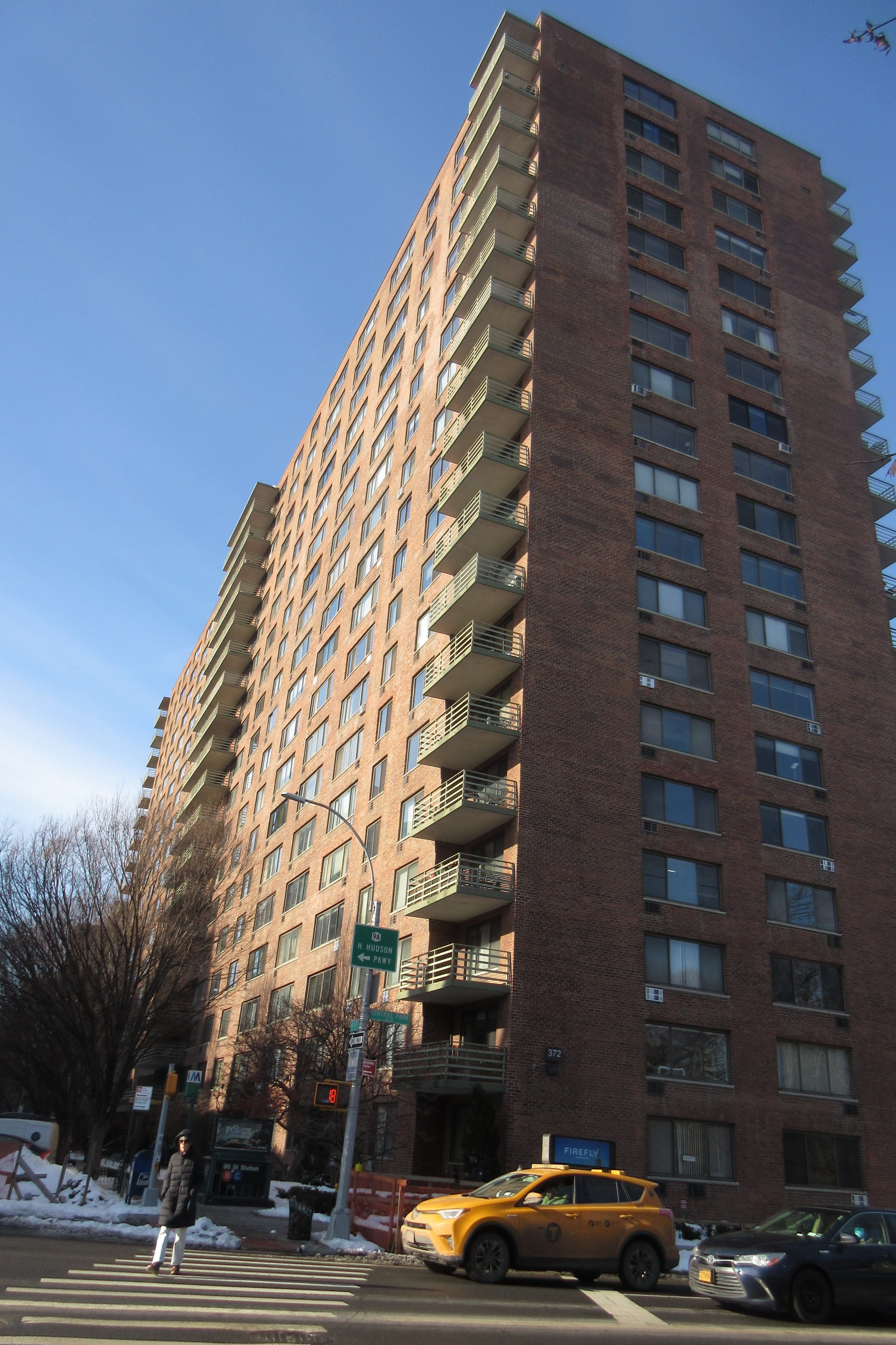 372 Central Park West (The Vaux)