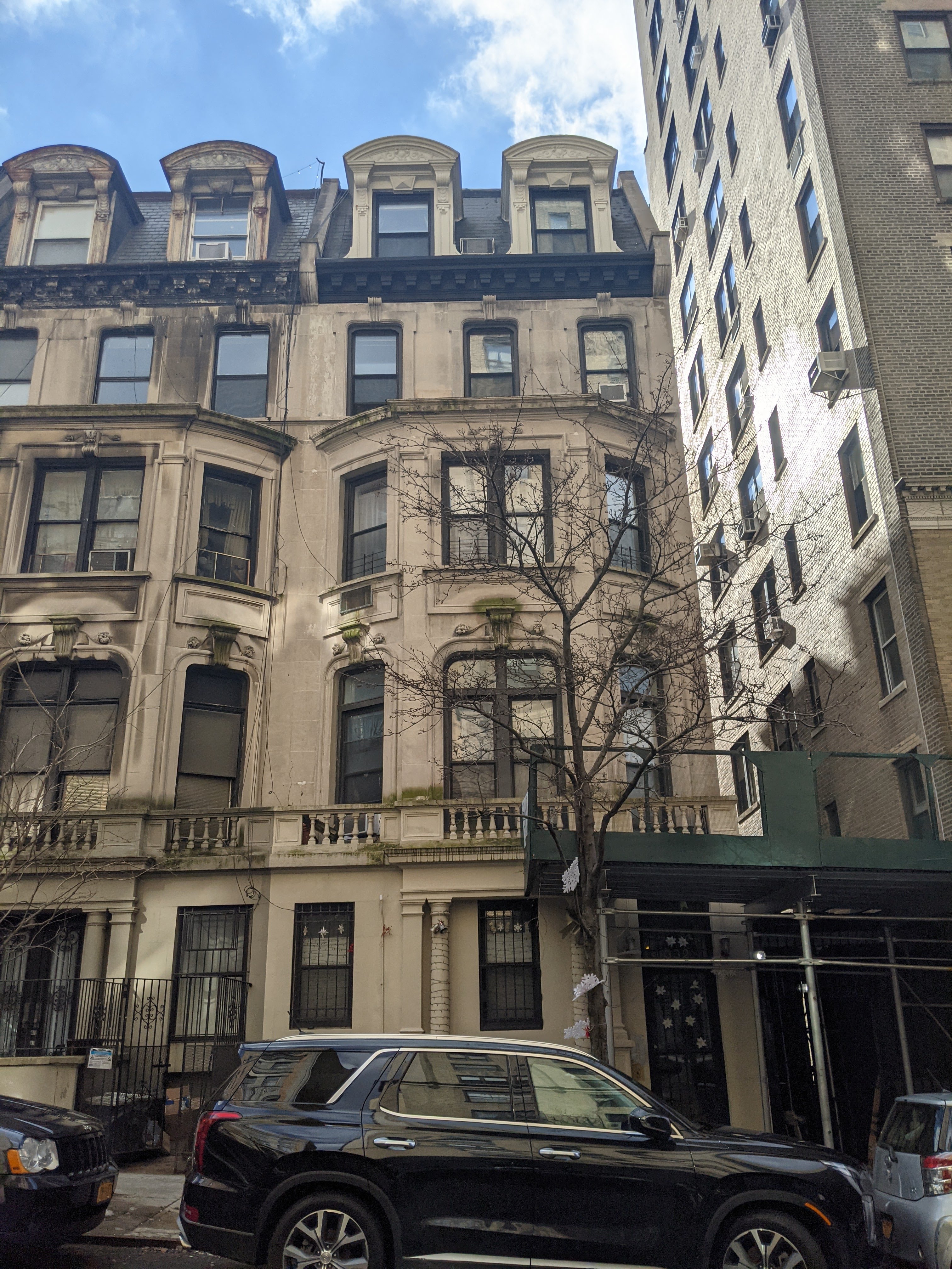 332 West 101st Street