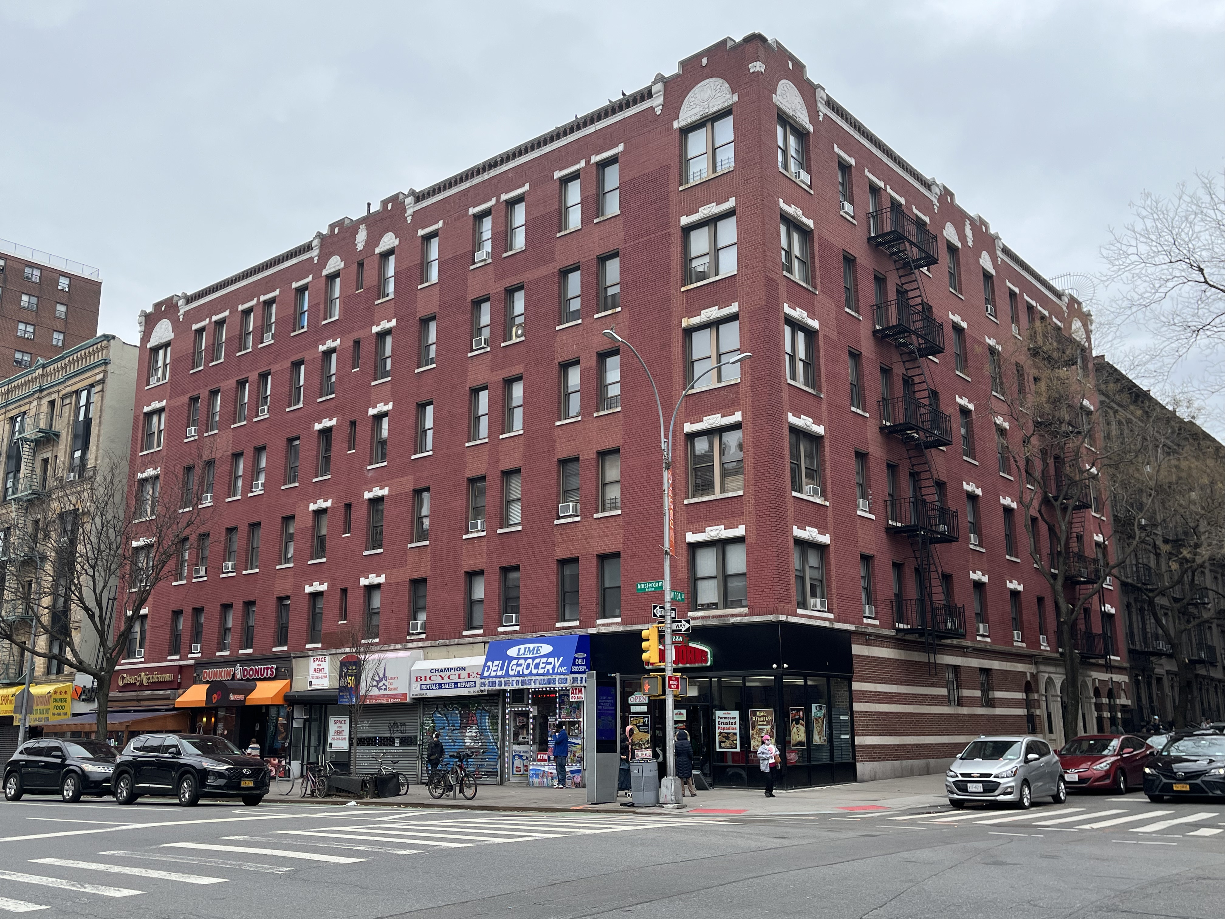 892 Amsterdam Avenue (aka 200 West 104 Street)