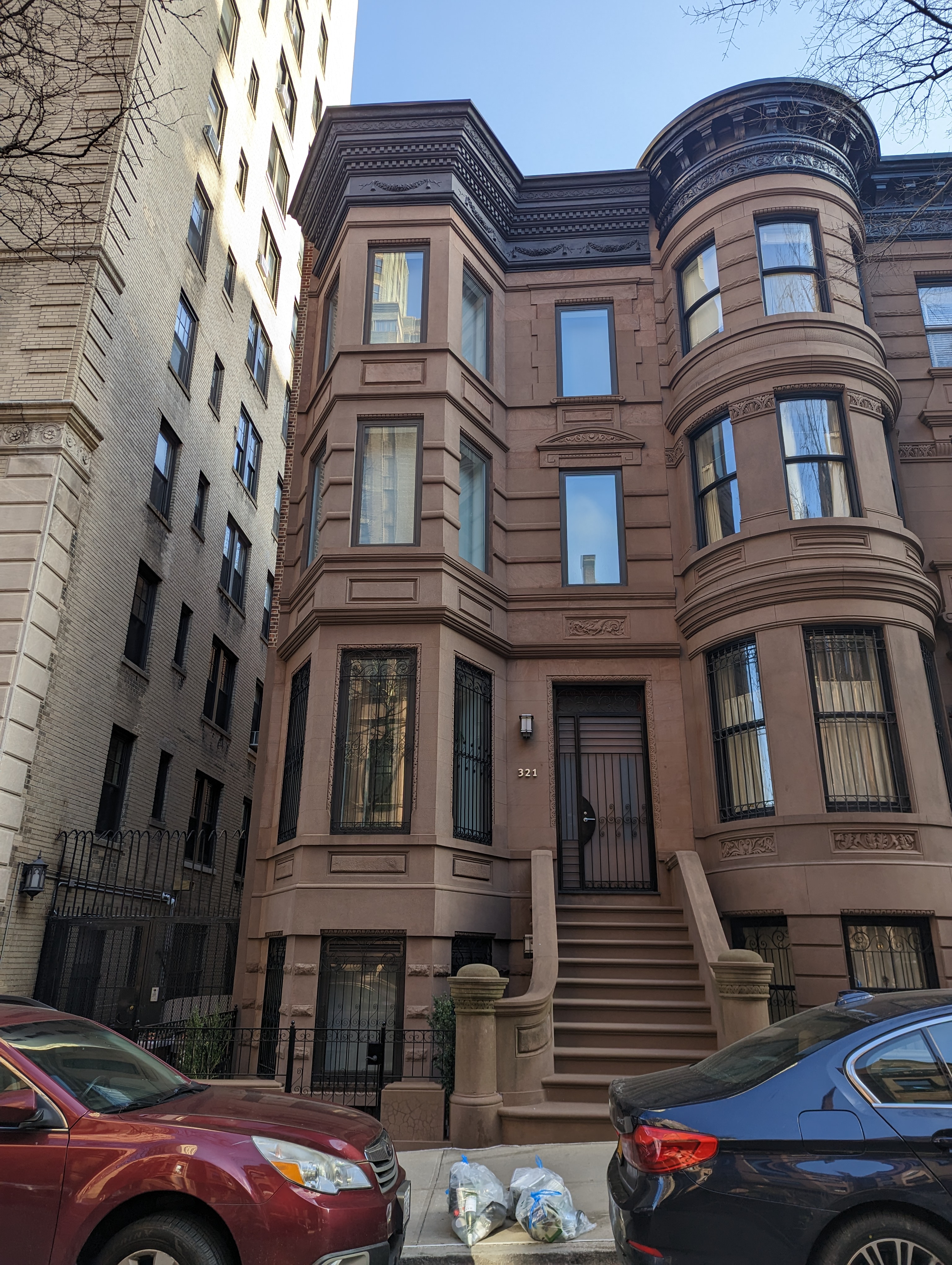 321 West 104th Street