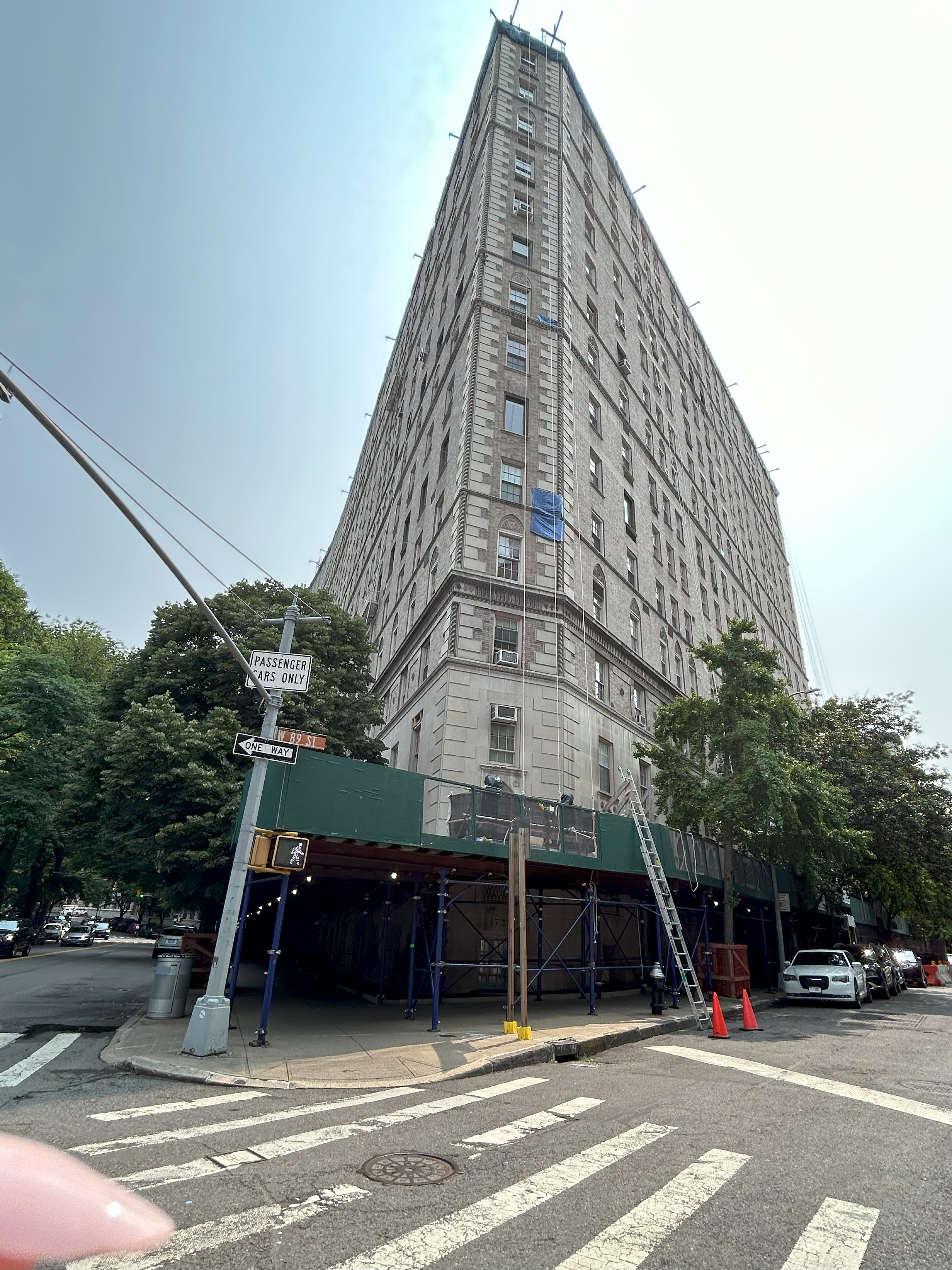 171-177 Riverside Drive, AKA 347 West 89th Street, AKA 326 West 90th Street