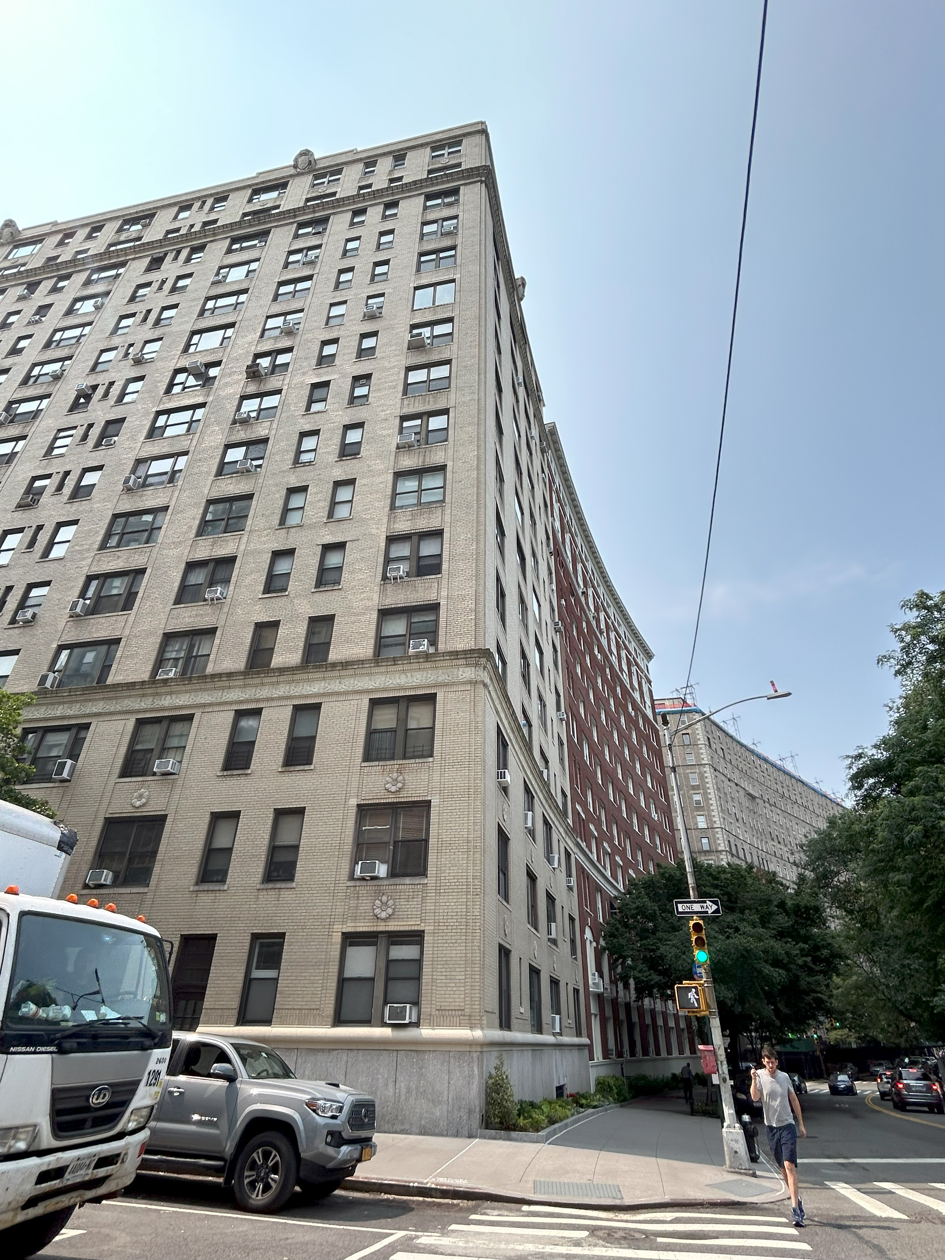 186-187 Riverside Drive, AKA 320 West 91st Street