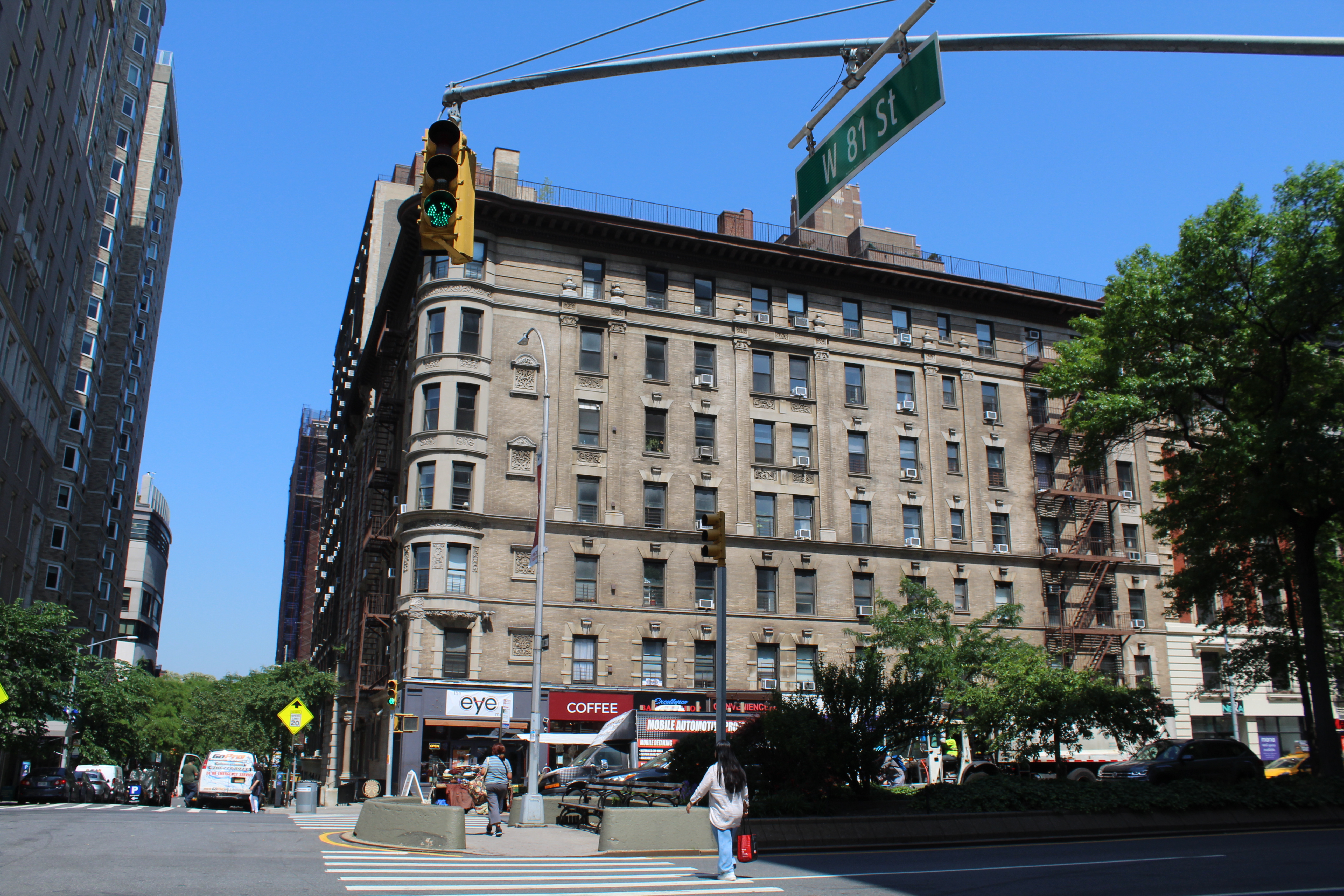 251 West 81st Street, AKA 2261-2271 Broadway