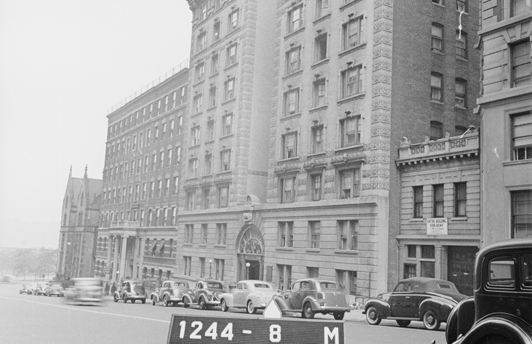 B&W NYC Tax Photo of 305 West 79th Street