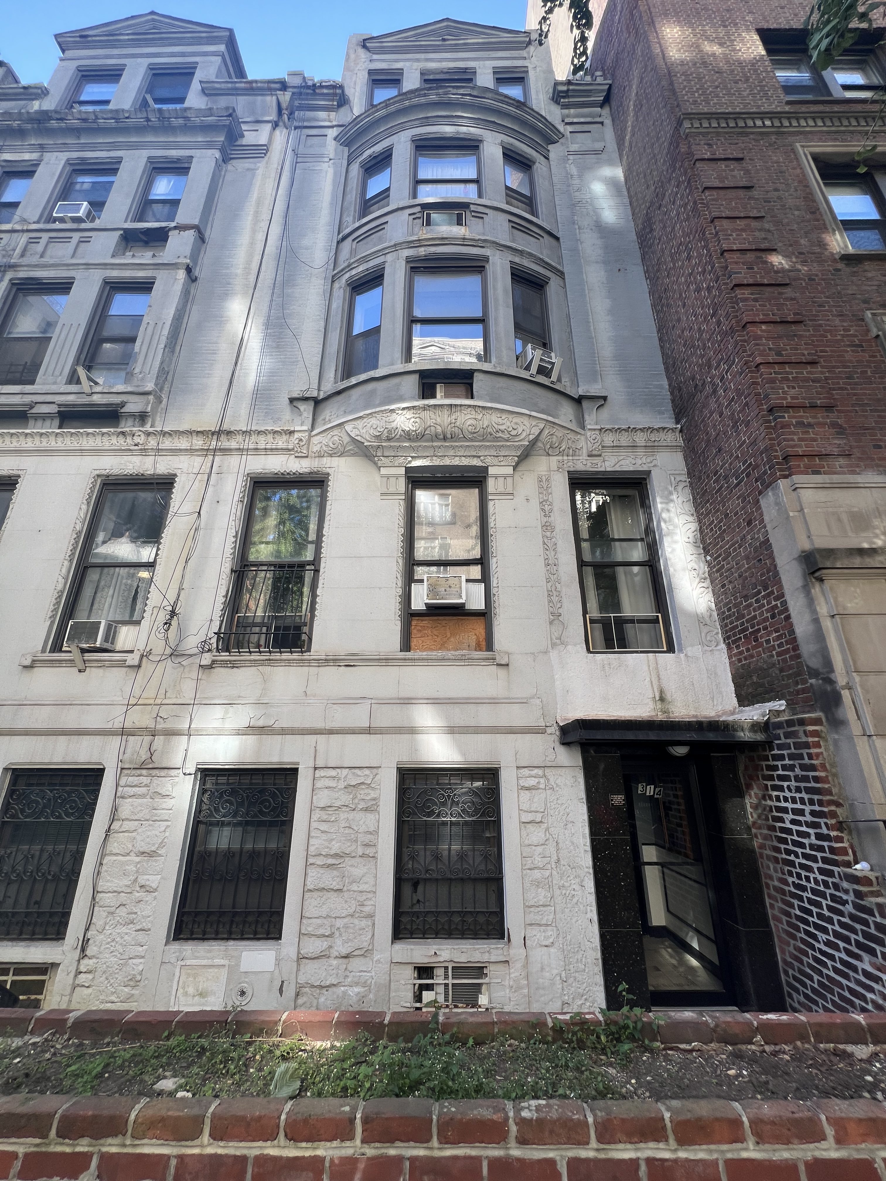 314 West 89th Street