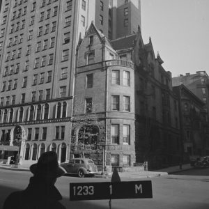 B&W Tax photo of 520 West End Ave. Courtesy of NYC Municipal Archives.