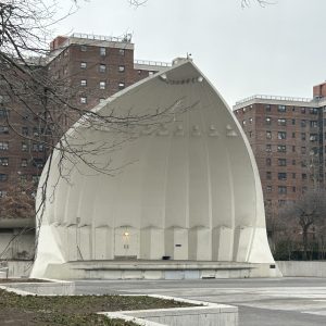Photo of Damrosch Park.