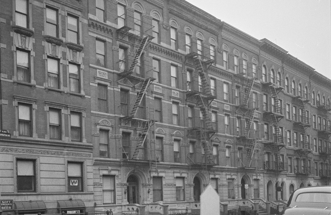 B&W Tax Photo of 28-46 Manhattan Avenue