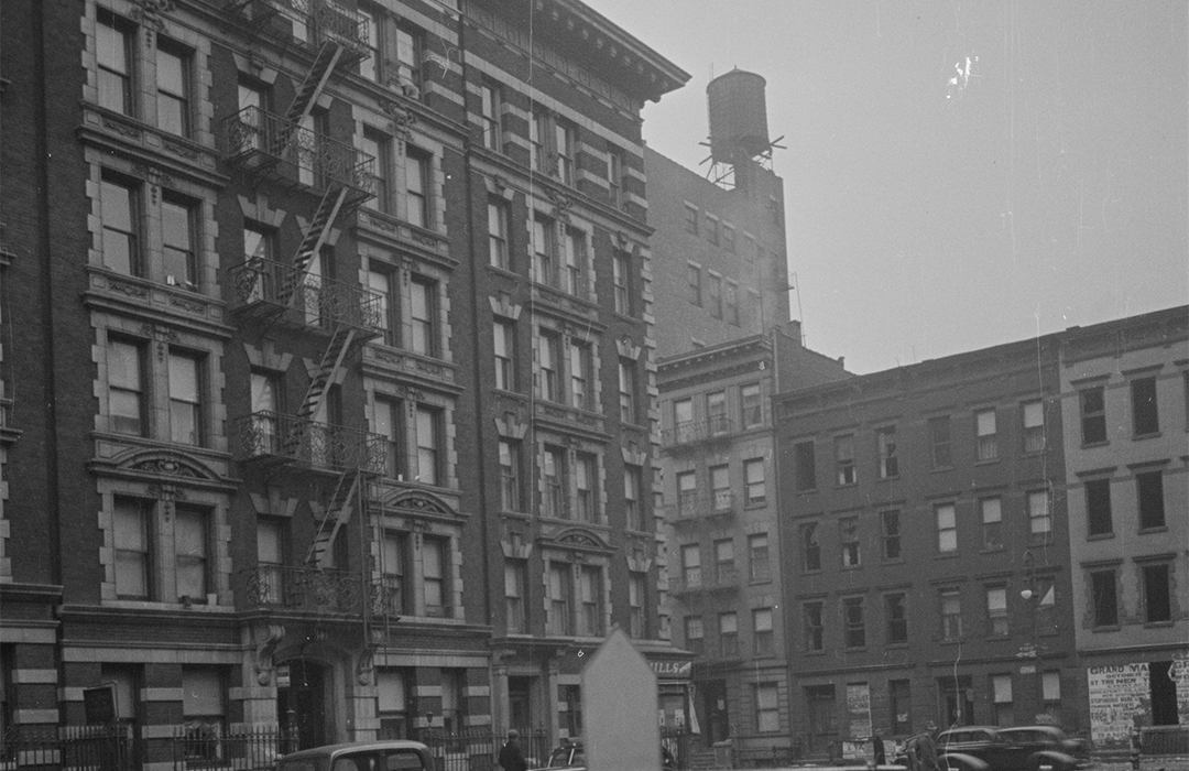 B&W NYC Tax Photo of 2 Manhattan Avenue