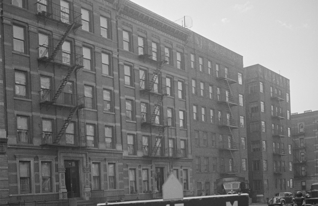 B&W NYC Tax Photo of 58 Manhattan Avenue