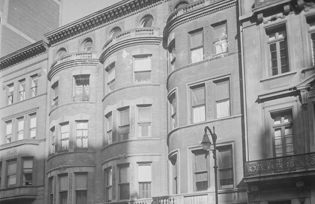 B&W Tax Photo of 19-21 West 68th St. Courtesy of NYC Municipal Archives.