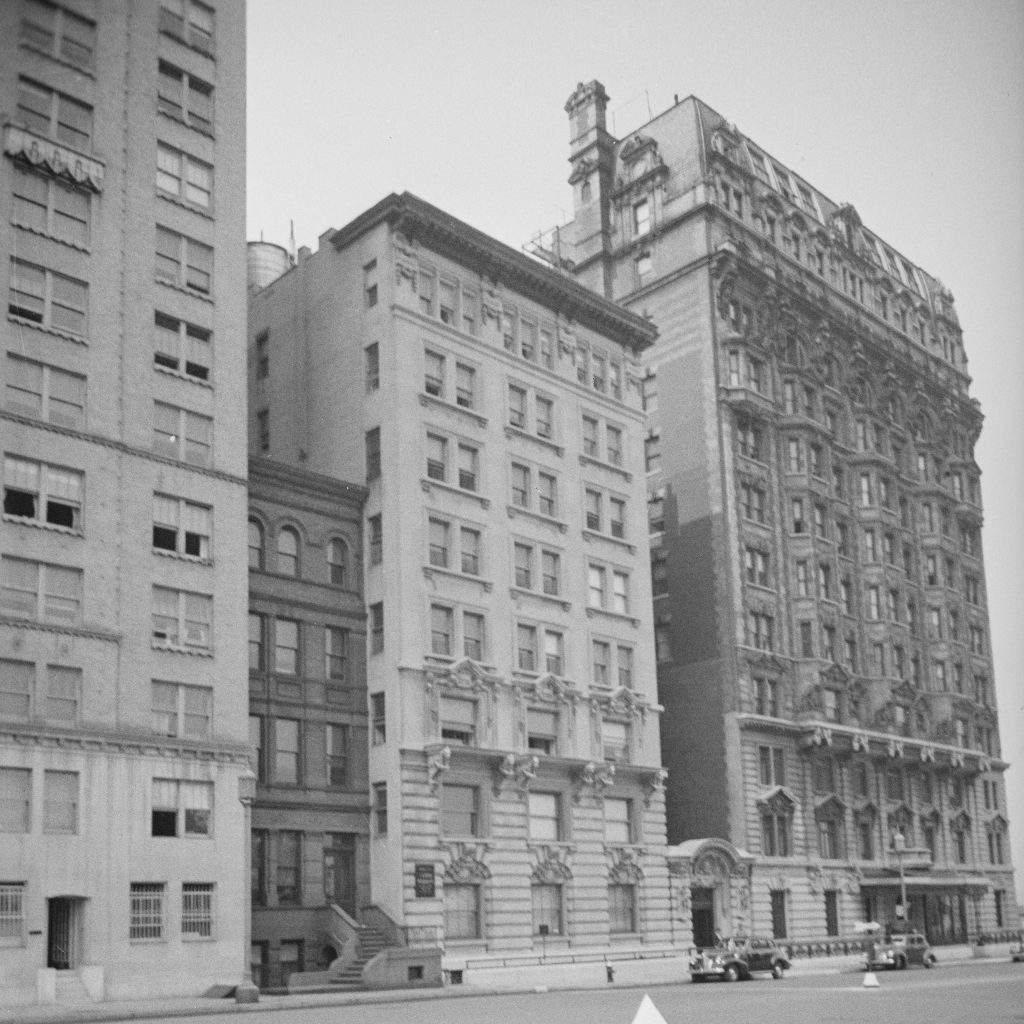 B&W NYC Tax Photo of 344 West 72nd Street