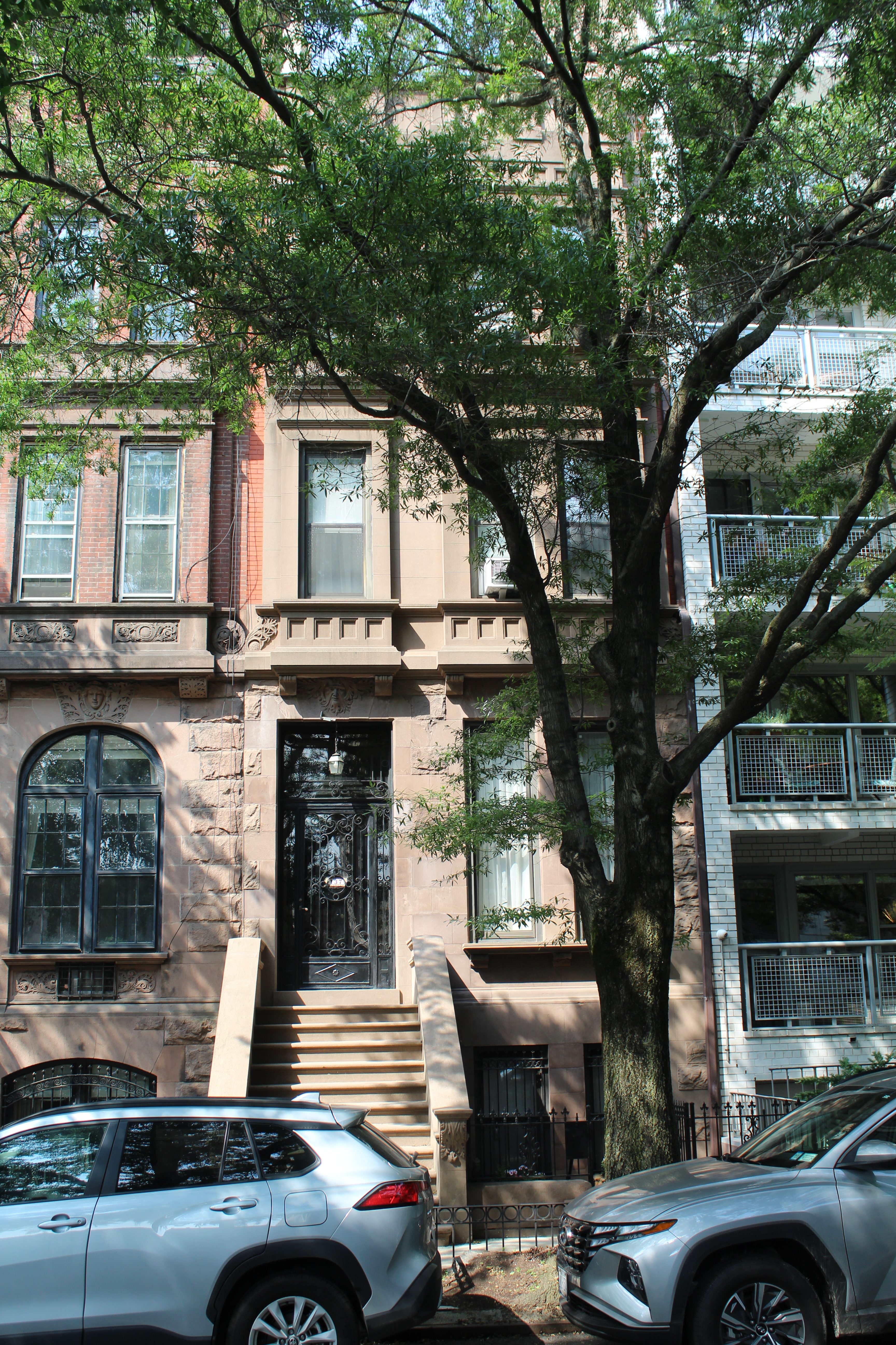 137 West 85th Street