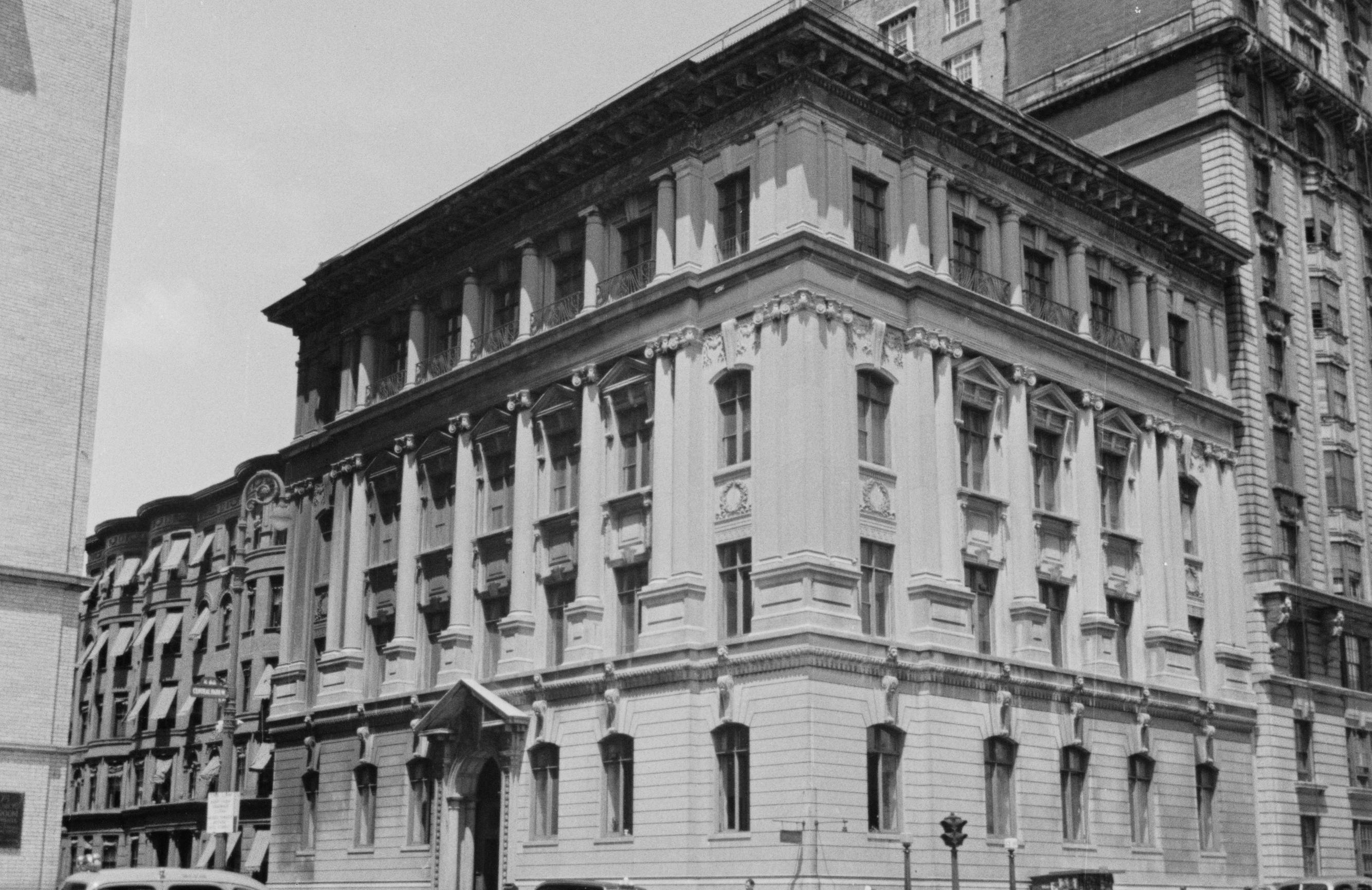 B&W Tax photos of 281-283 Central Park West. Courtesy of NYC Municipal Archives.