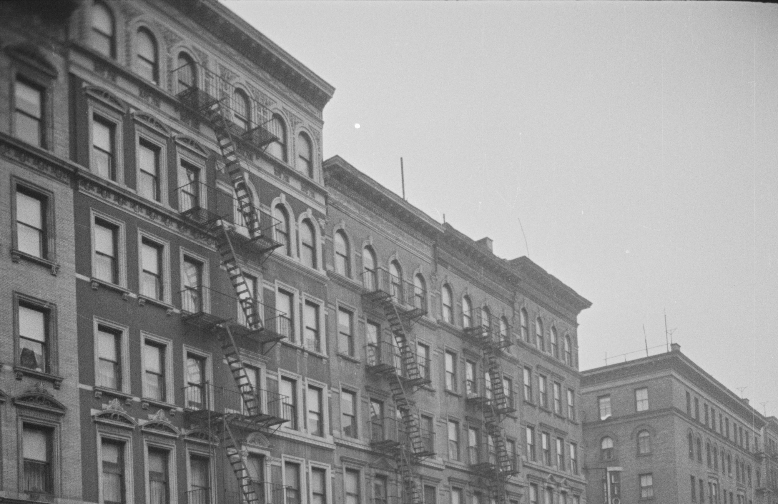 B&W Tax photo of 29-35 Manhattan Ave. Courtesy of NYC Municipal Archives.