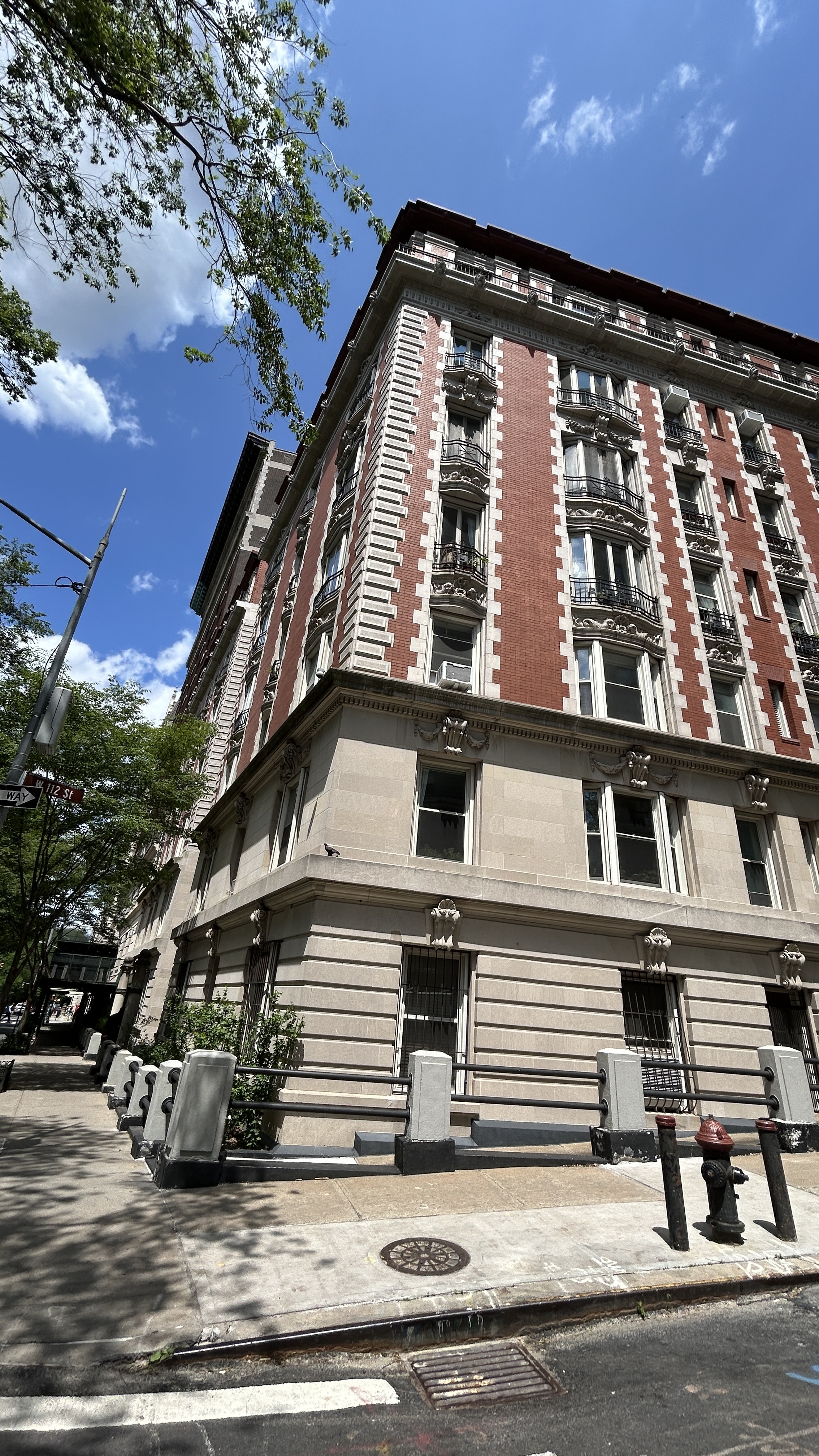 400 Riverside Drive
