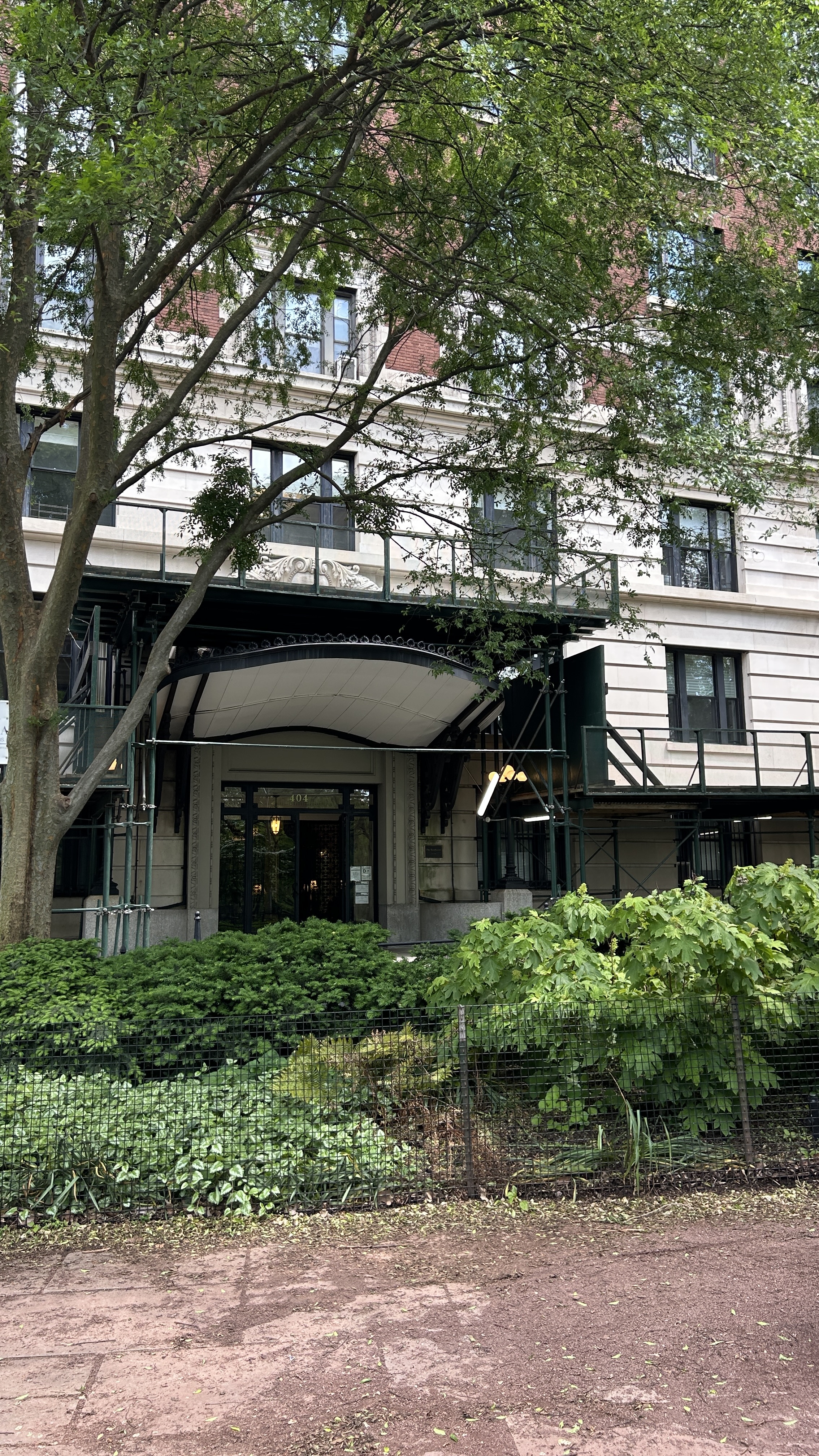 404 Riverside Drive