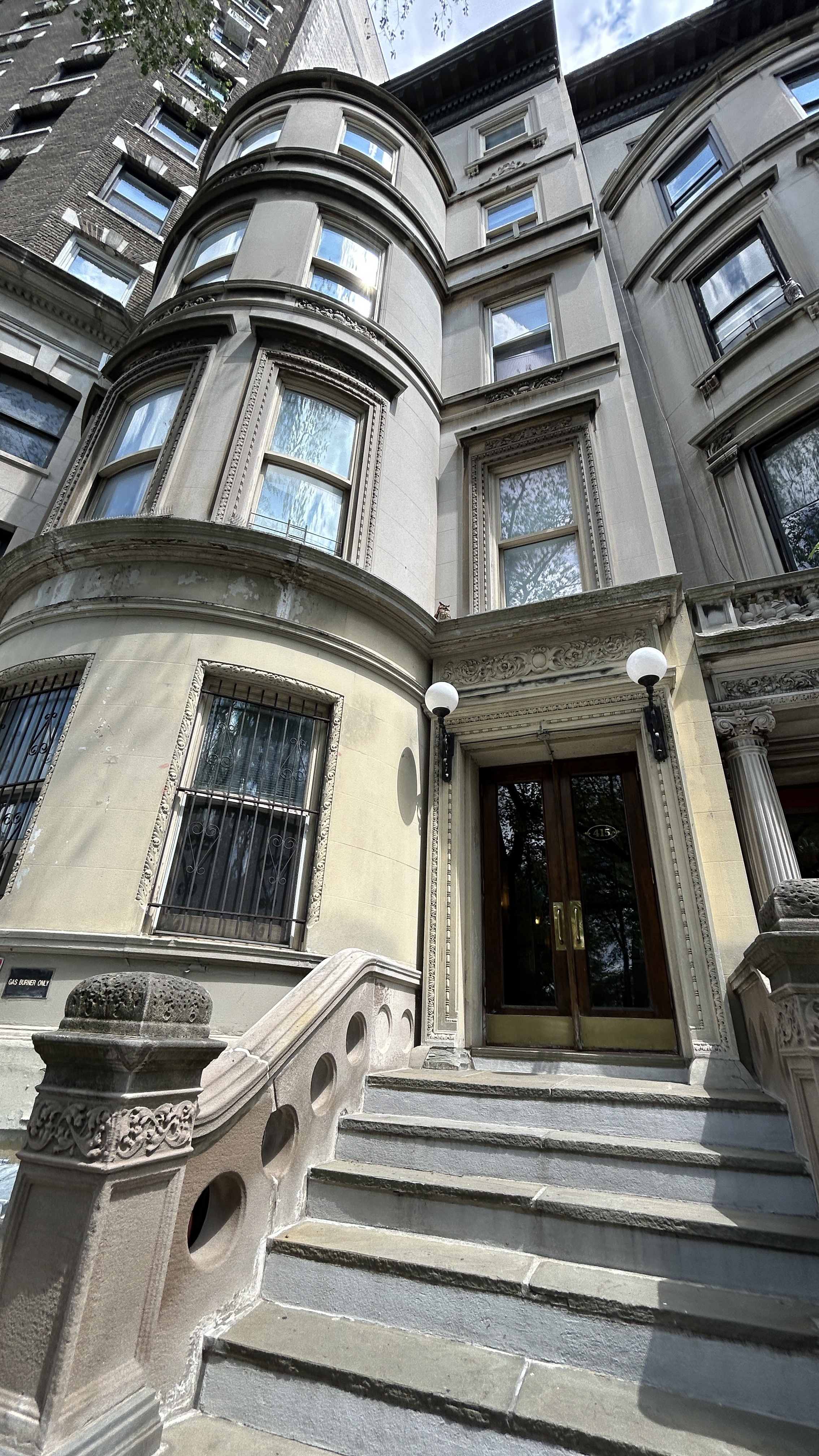 415 Riverside Drive