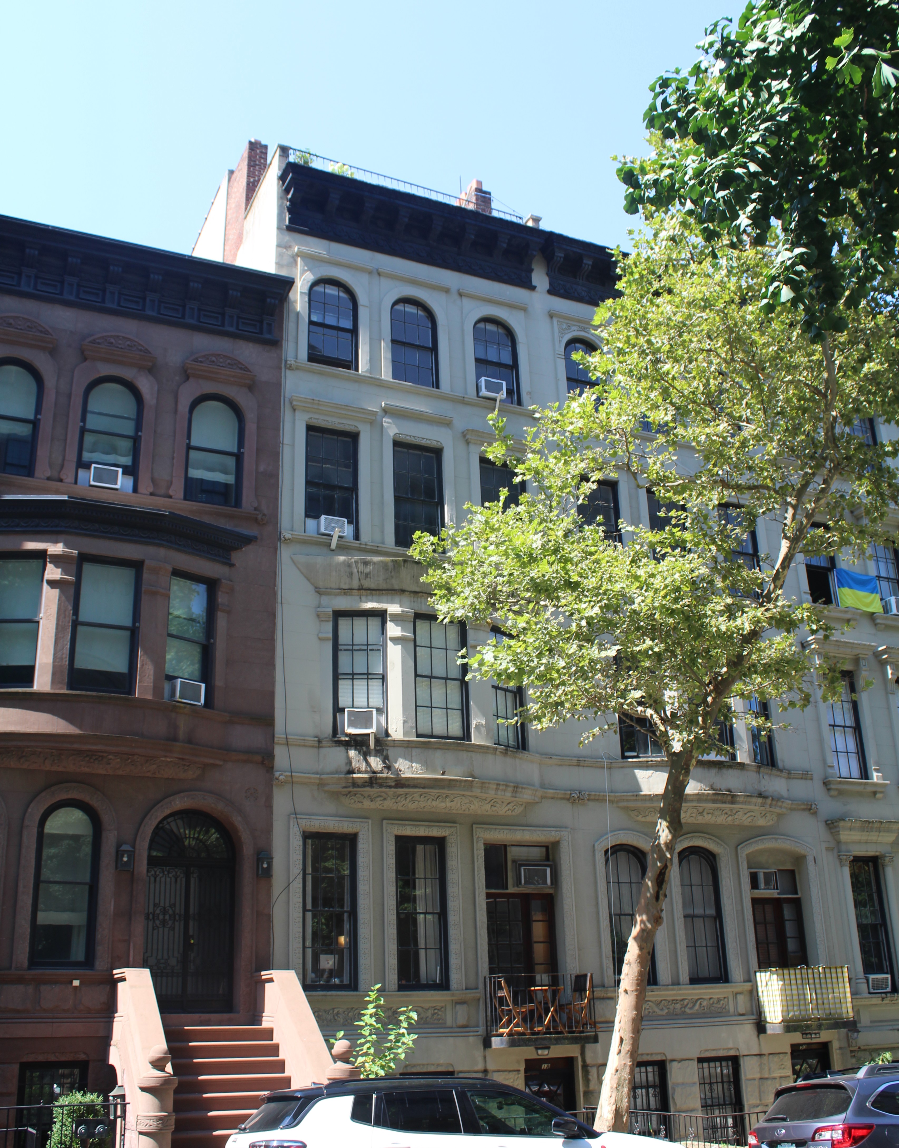 18 West 83rd Street